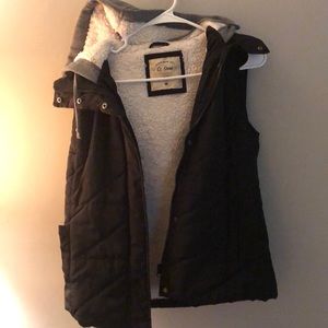 Puffy vest